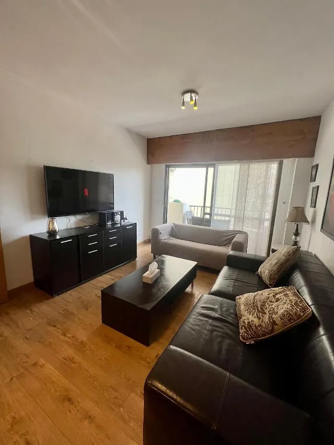 Homeaway - Cozy, Central & 1Min From Beach Μαρμπέλλα Διαμέρισμα